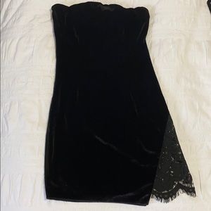 Tobi Black Velvet Bodycon Dress with Lace